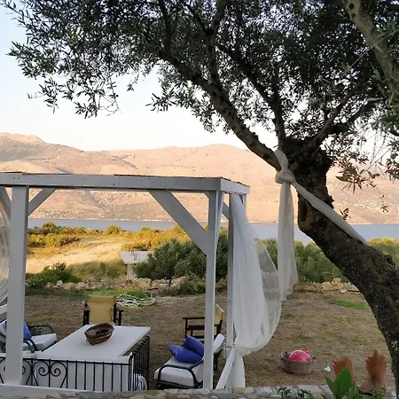 Apartament Forestata Village Kouvalata