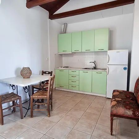 Forestata Village Apartament Kouvalata